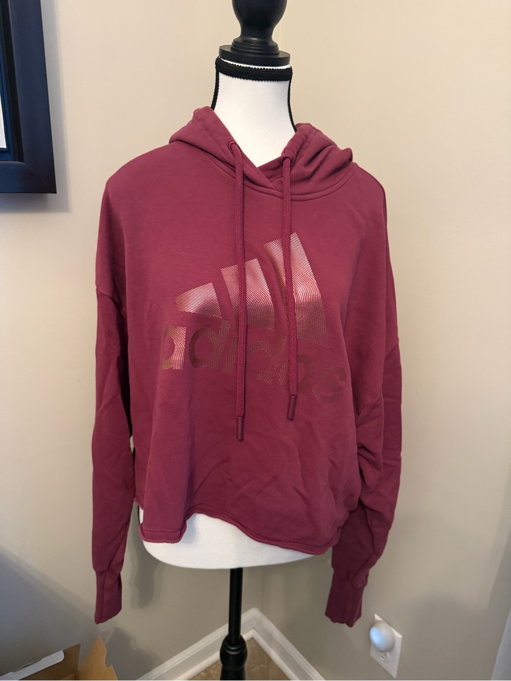 Adidas Women’s L Cropped Hoodie Burgundy Metallic Logo Pullover Sweatshirt